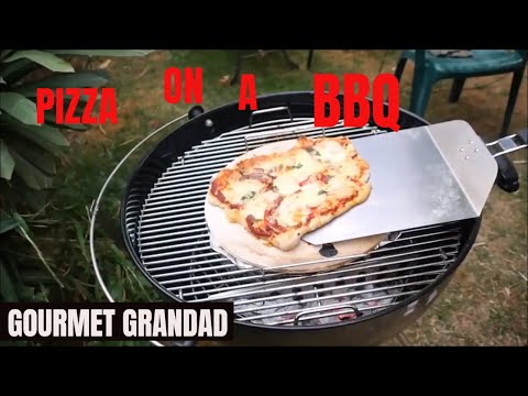 How to cook a Pizza on a Weber BBQ using a Pizza Stone