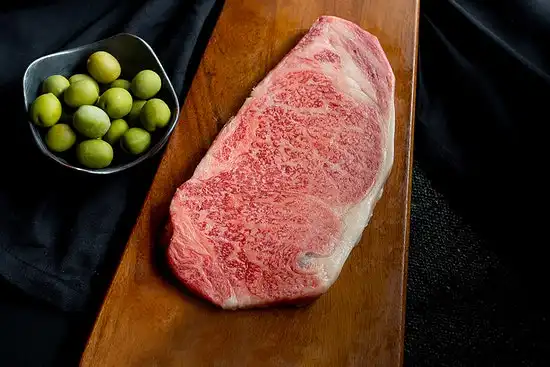 Crowd Cow A5 Olive Wagyu New York Strip Steak