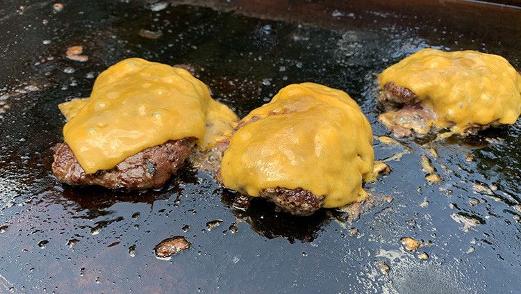burgers on pit boss griddle