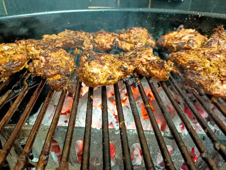 grilled chicken thighs on the grill