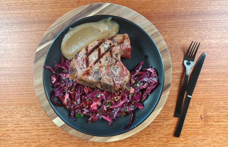smoked pork chops with apple and beets slaw and apple sauce