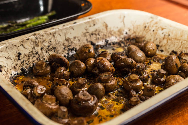 grilled garlic butter mushrooms in a baking tray
