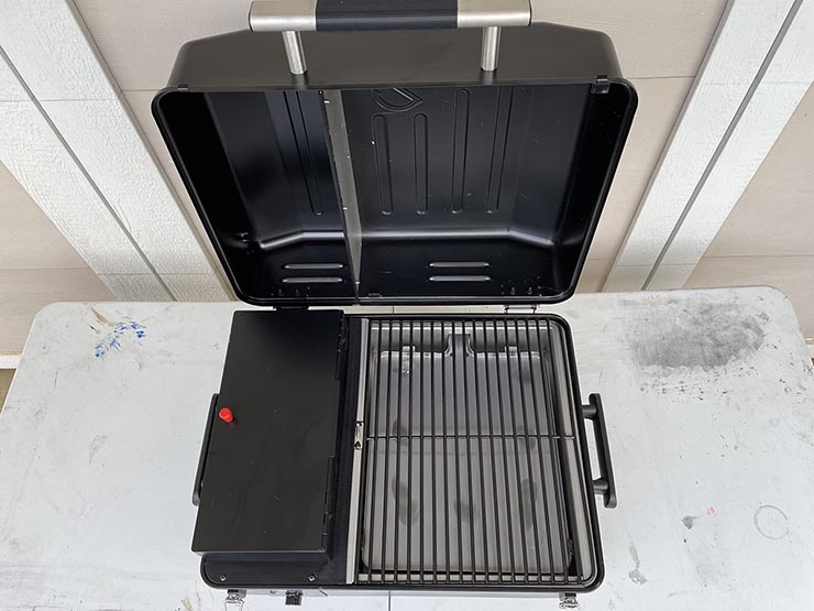 Z Grills Cruiser 200A with an open lid