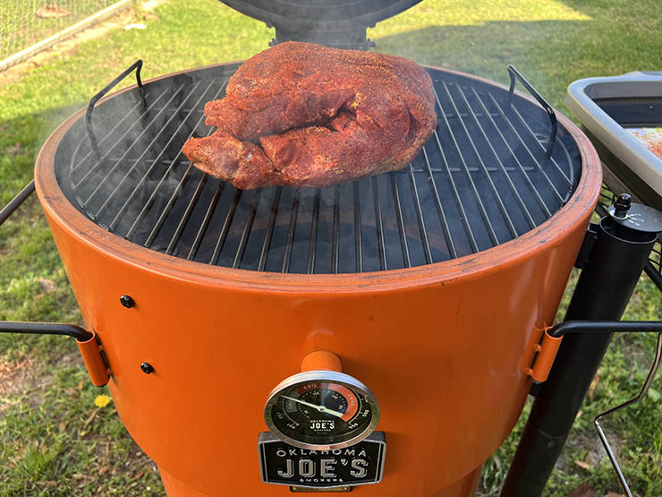 meat smoking on the Oklahoma Joe Bronco Pro