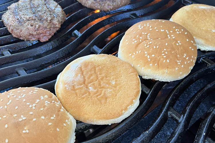 burger buns toasting on the grill