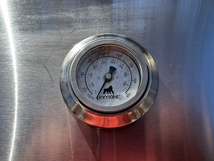 Grilla Grills Primate temperature gauge