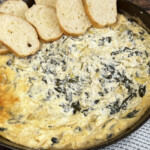 smoked spinich dip with bread