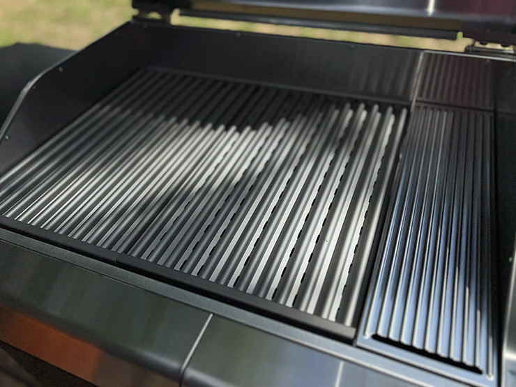 a close up view of the Char Broil Edge stainless steel grates