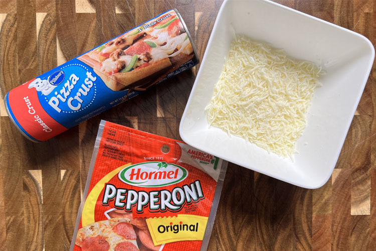 pepperoni pizza dough ingredients