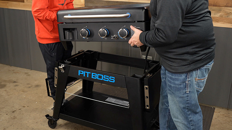 Pit Boss Ultimate Griddle Lift Off feature