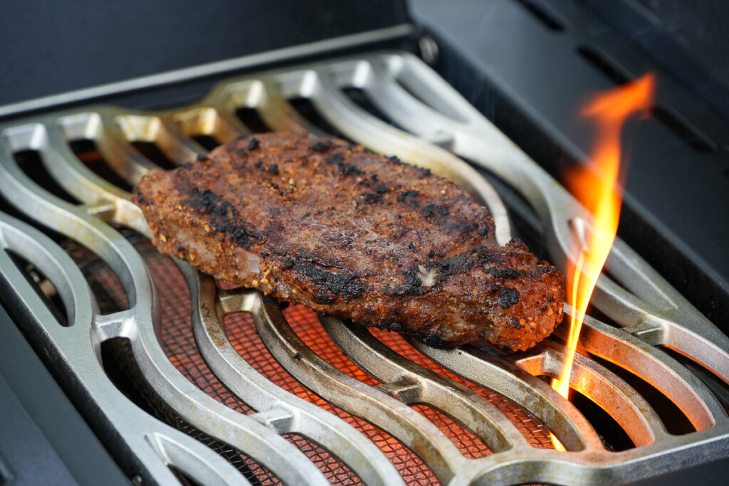 searing steak on the napoelon prestige side burner